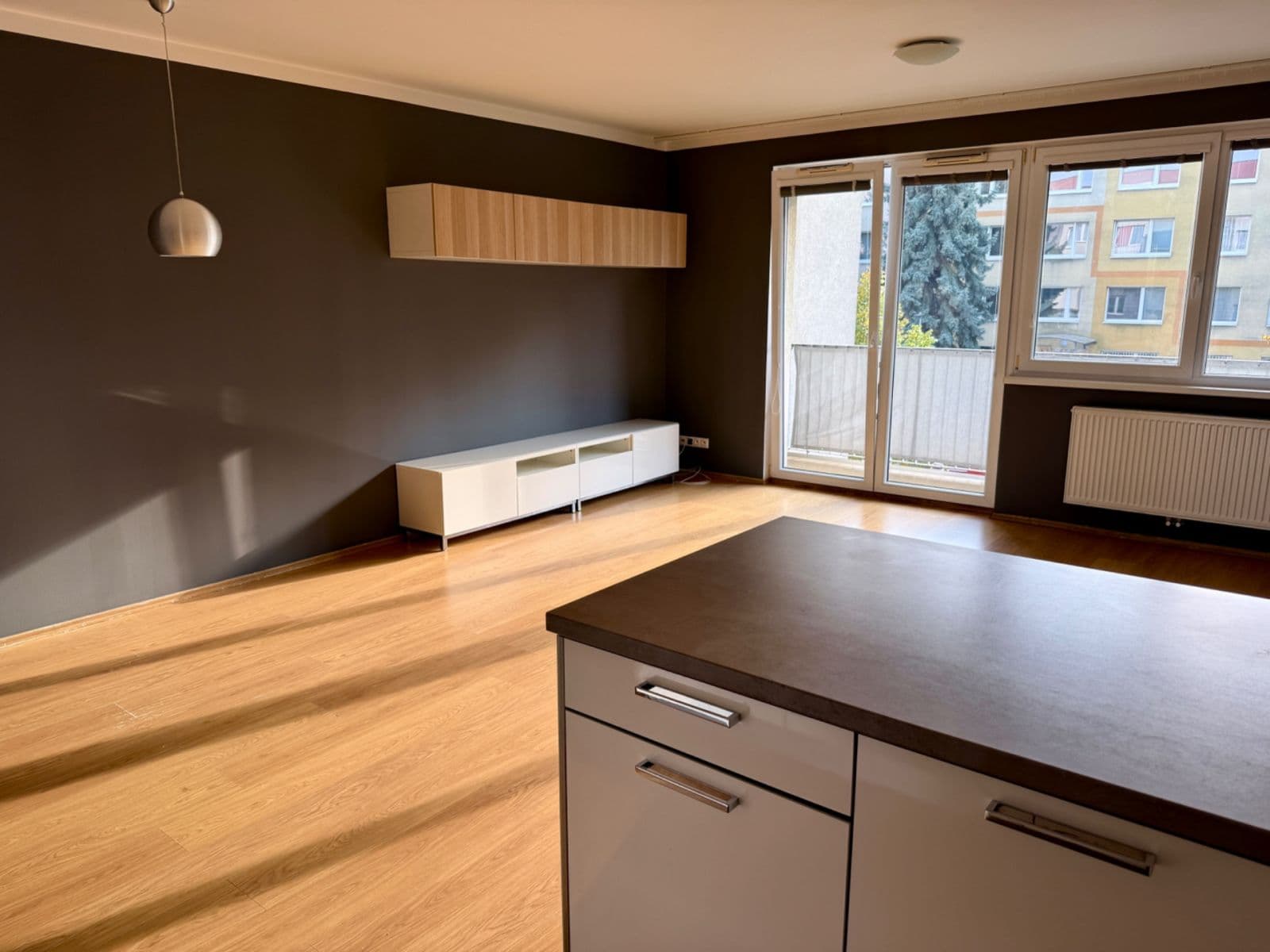 Prenájom bytu 3-izbový 92 m², Kytlická, Praha, Praha Prenájom bytu 3-izbový 92 m², Kytlická, Praha, Praha