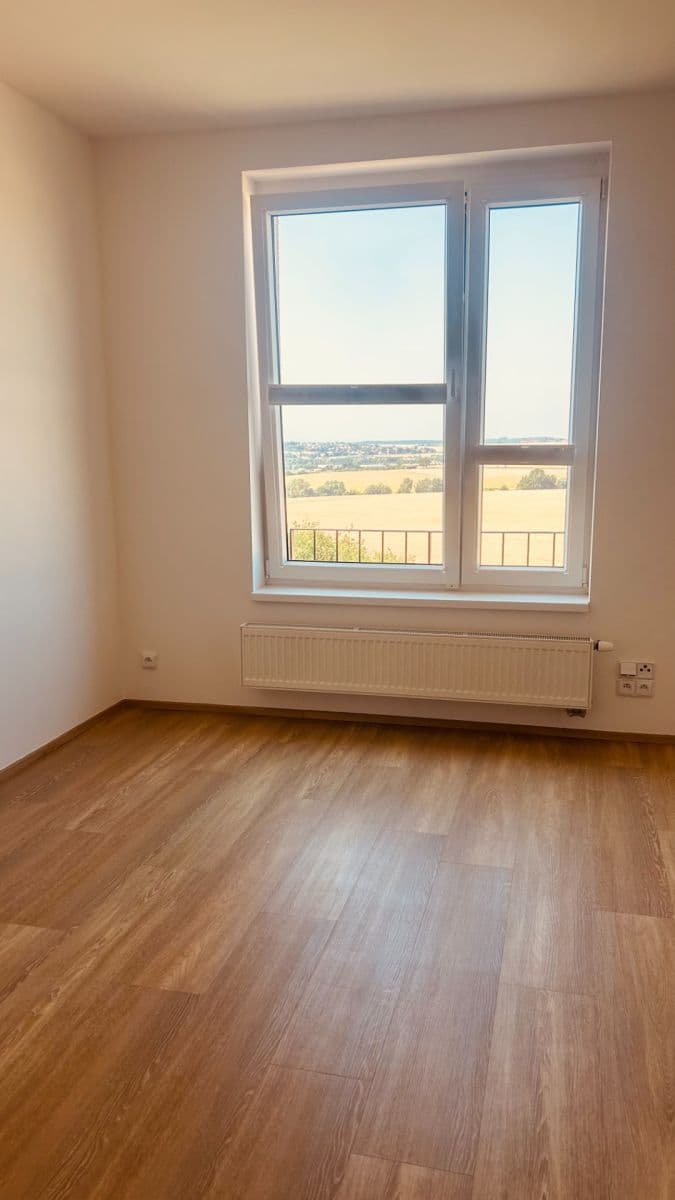 Prenájom bytu 4-izbový 120 m², Medunova, Praha, Praha Prenájom bytu 4-izbový 120 m², Medunova, Praha, Praha