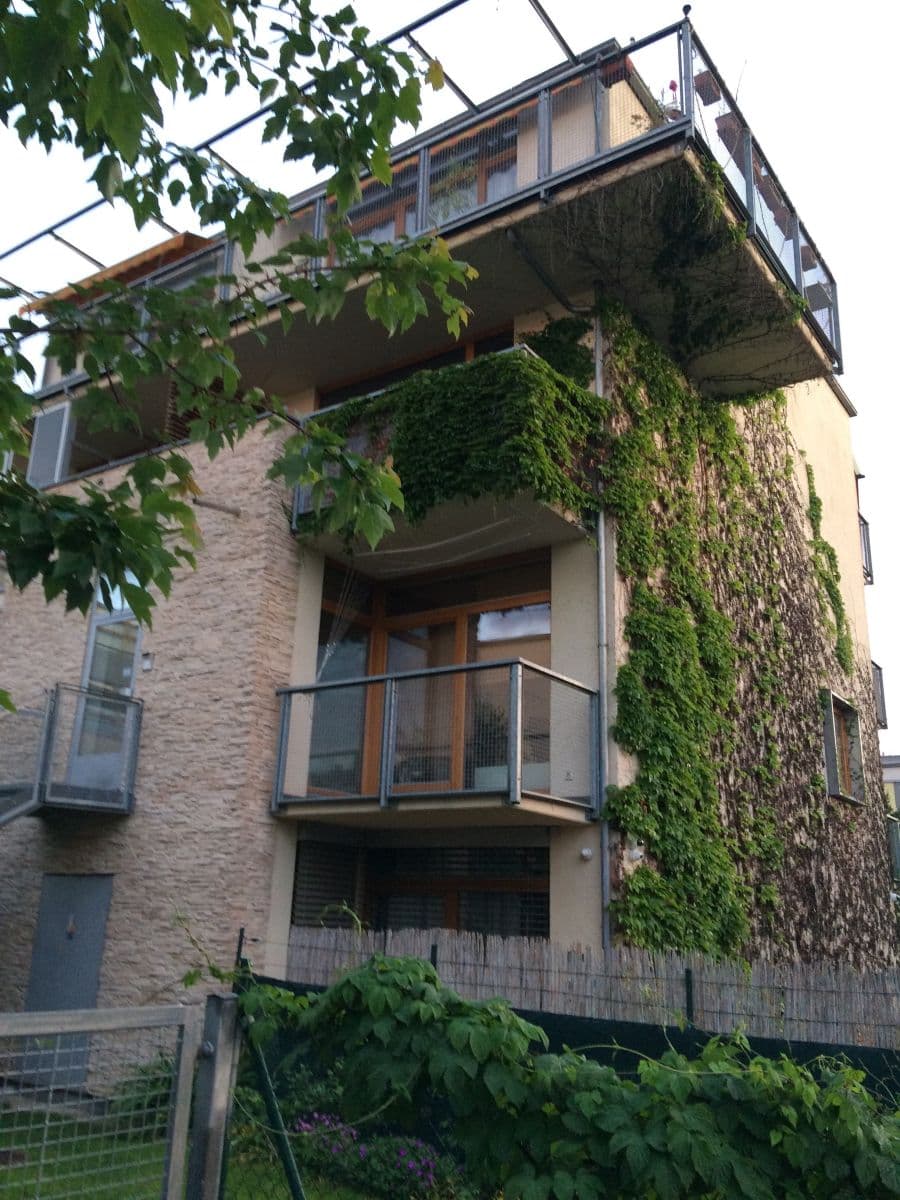 Prenájom bytu 3-izbový 71 m², K Lesu, Praha, Praha Prenájom bytu 3-izbový 71 m², K Lesu, Praha, Praha