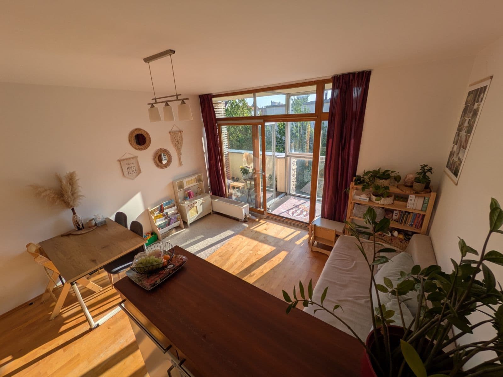 Prenájom bytu 3-izbový 71 m², K Lesu, Praha, Praha Prenájom bytu 3-izbový 71 m², K Lesu, Praha, Praha