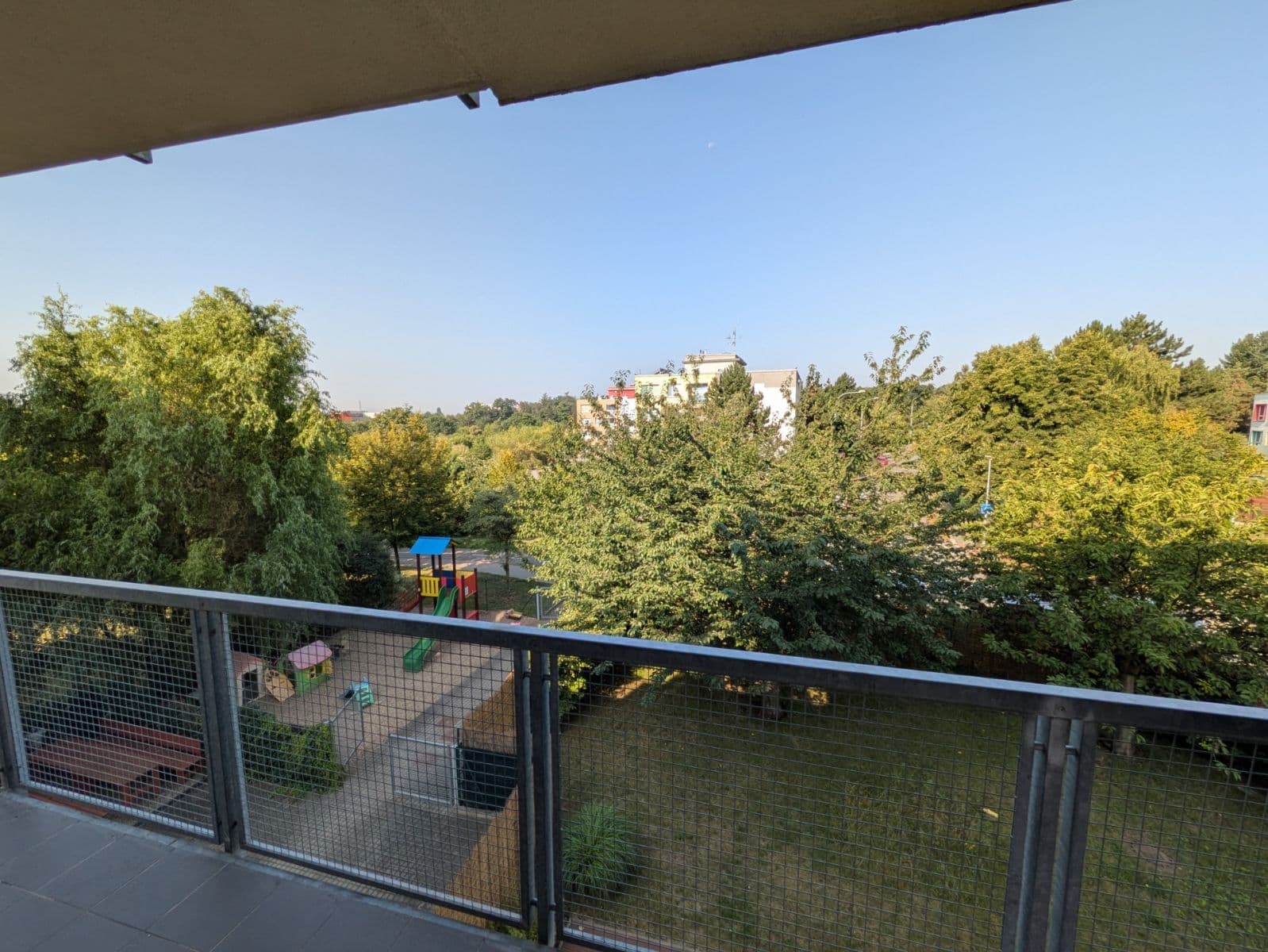 Prenájom bytu 3-izbový 71 m², K Lesu, Praha, Praha Prenájom bytu 3-izbový 71 m², K Lesu, Praha, Praha