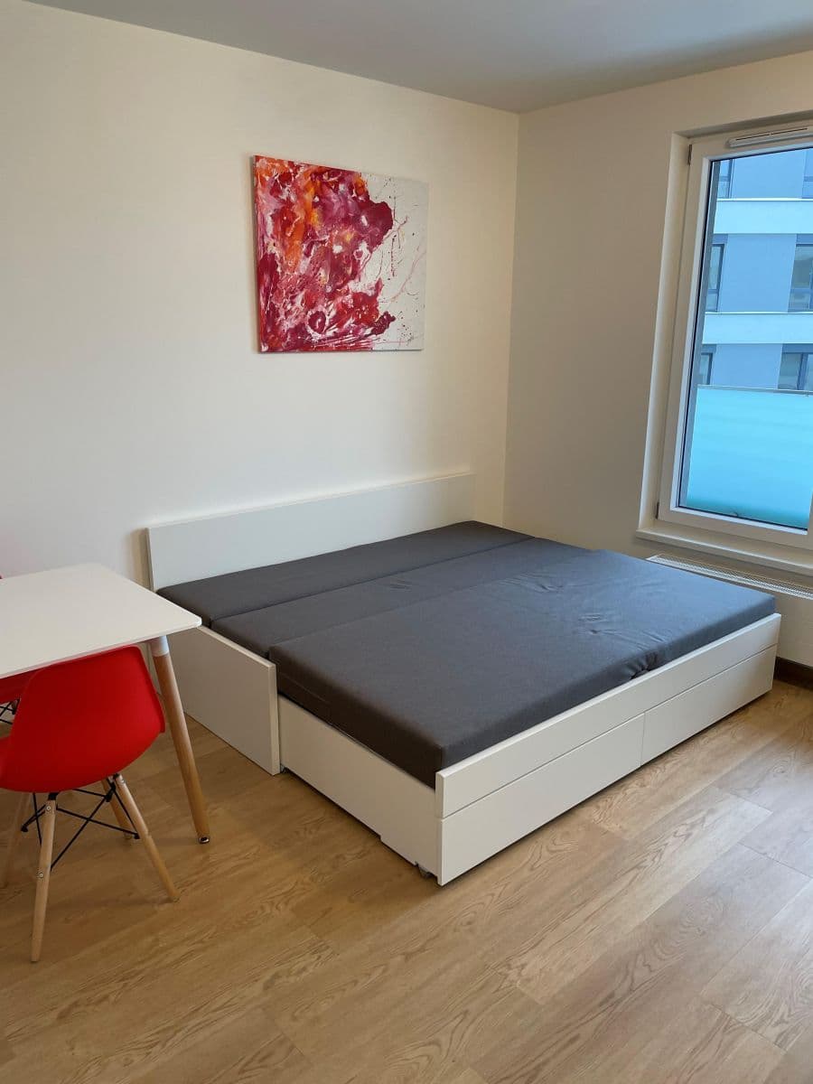 Prenájom bytu 1-izbový 42 m², Nuselská, Praha, Praha Prenájom bytu 1-izbový 42 m², Nuselská, Praha, Praha