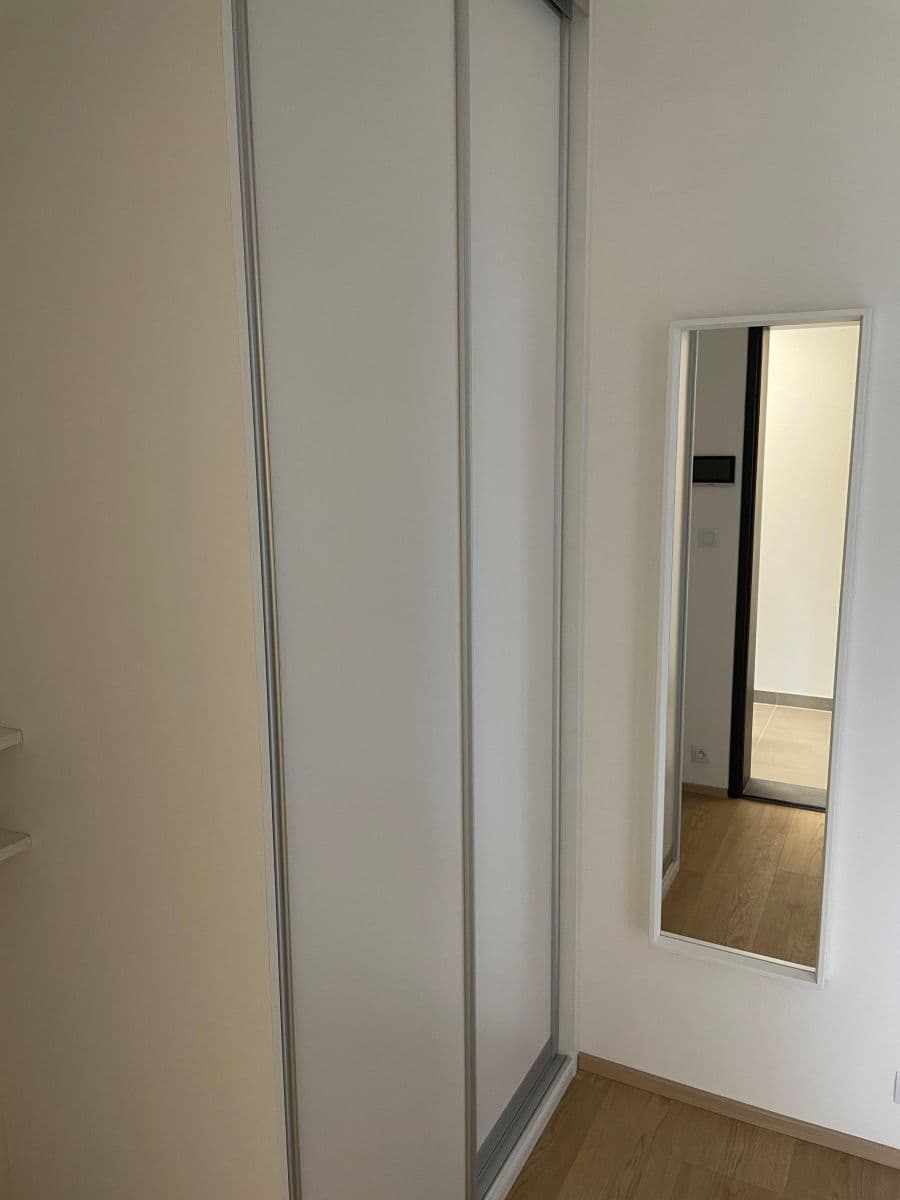 Prenájom bytu 1-izbový 42 m², Nuselská, Praha, Praha Prenájom bytu 1-izbový 42 m², Nuselská, Praha, Praha