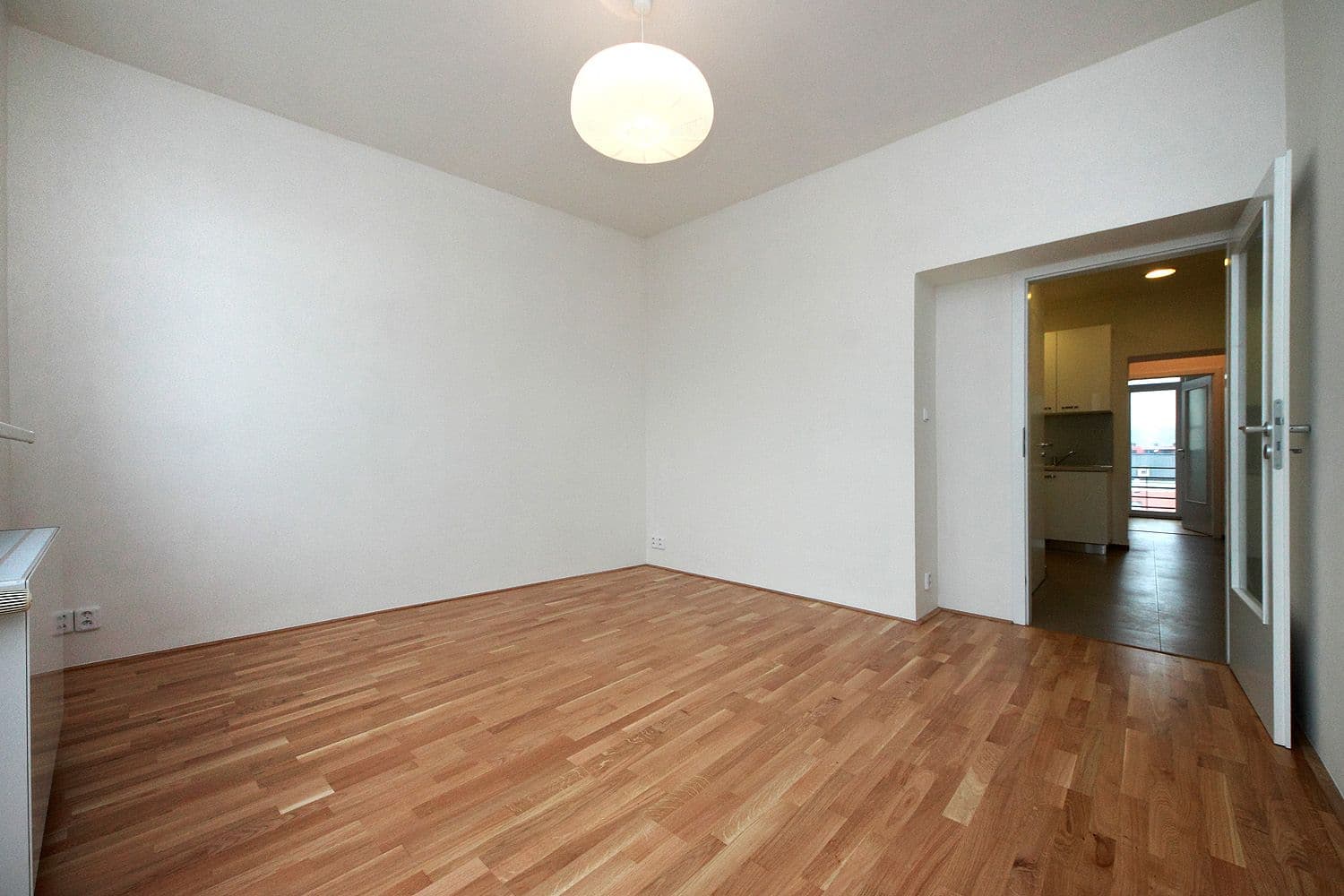 Prenájom bytu 2-izbový 53 m², Přístavní, Praha, Praha Prenájom bytu 2-izbový 53 m², Přístavní, Praha, Praha