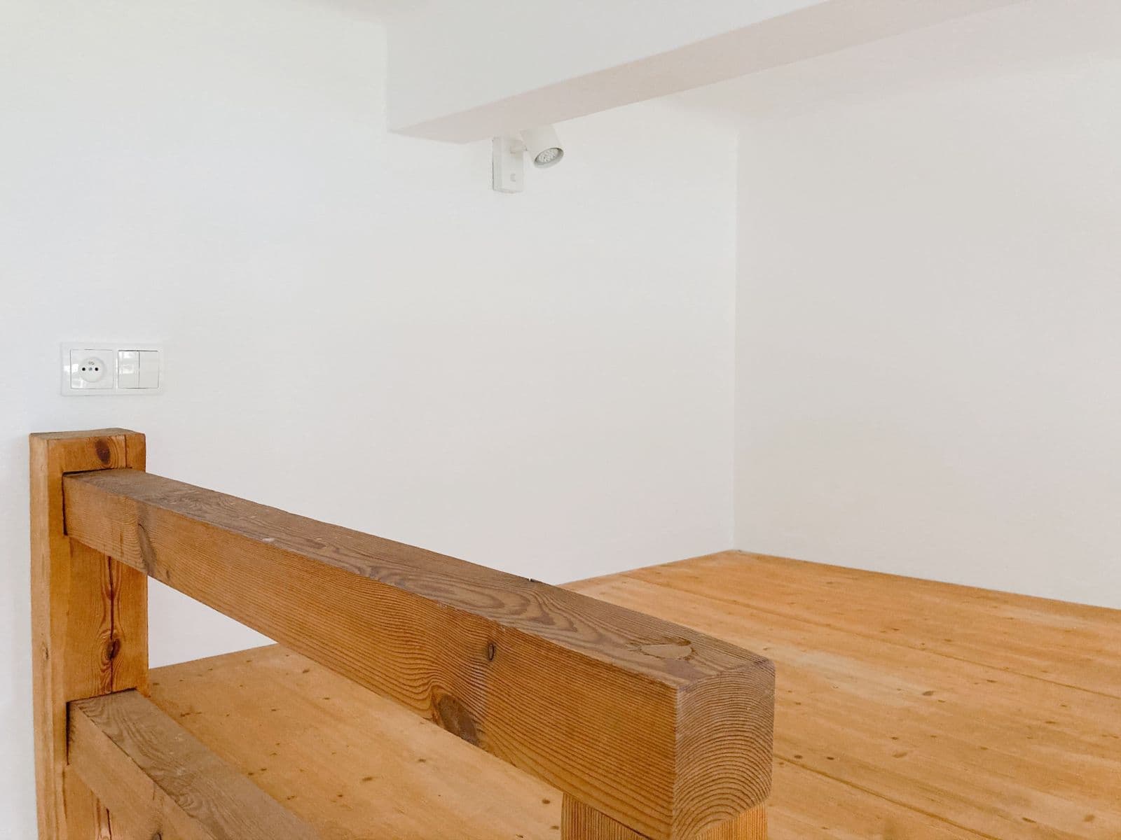 Prenájom bytu 1-izbový 27 m², Na Vrstvách, Praha, Praha Prenájom bytu 1-izbový 27 m², Na Vrstvách, Praha, Praha