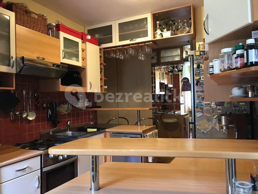 Prenájom bytu 3-izbový 65 m², Švermova, Banská Bystrica, Banskobystrický kraj Prenájom bytu 3-izbový 65 m², Švermova, Banská Bystrica, Banskobystrický kraj