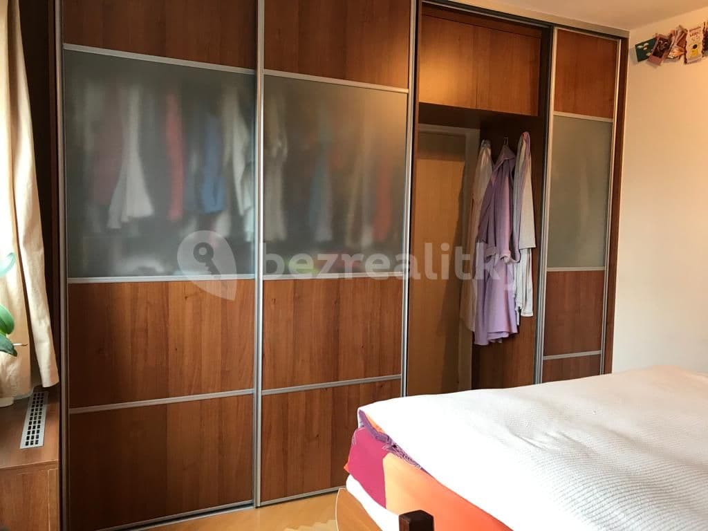 Prenájom bytu 3-izbový 65 m², Švermova, Banská Bystrica, Banskobystrický kraj Prenájom bytu 3-izbový 65 m², Švermova, Banská Bystrica, Banskobystrický kraj