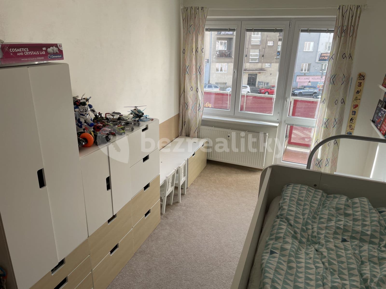 Prenájom bytu 3-izbový 74 m², Jeremenkova, Praha, Praha Prenájom bytu 3-izbový 74 m², Jeremenkova, Praha, Praha