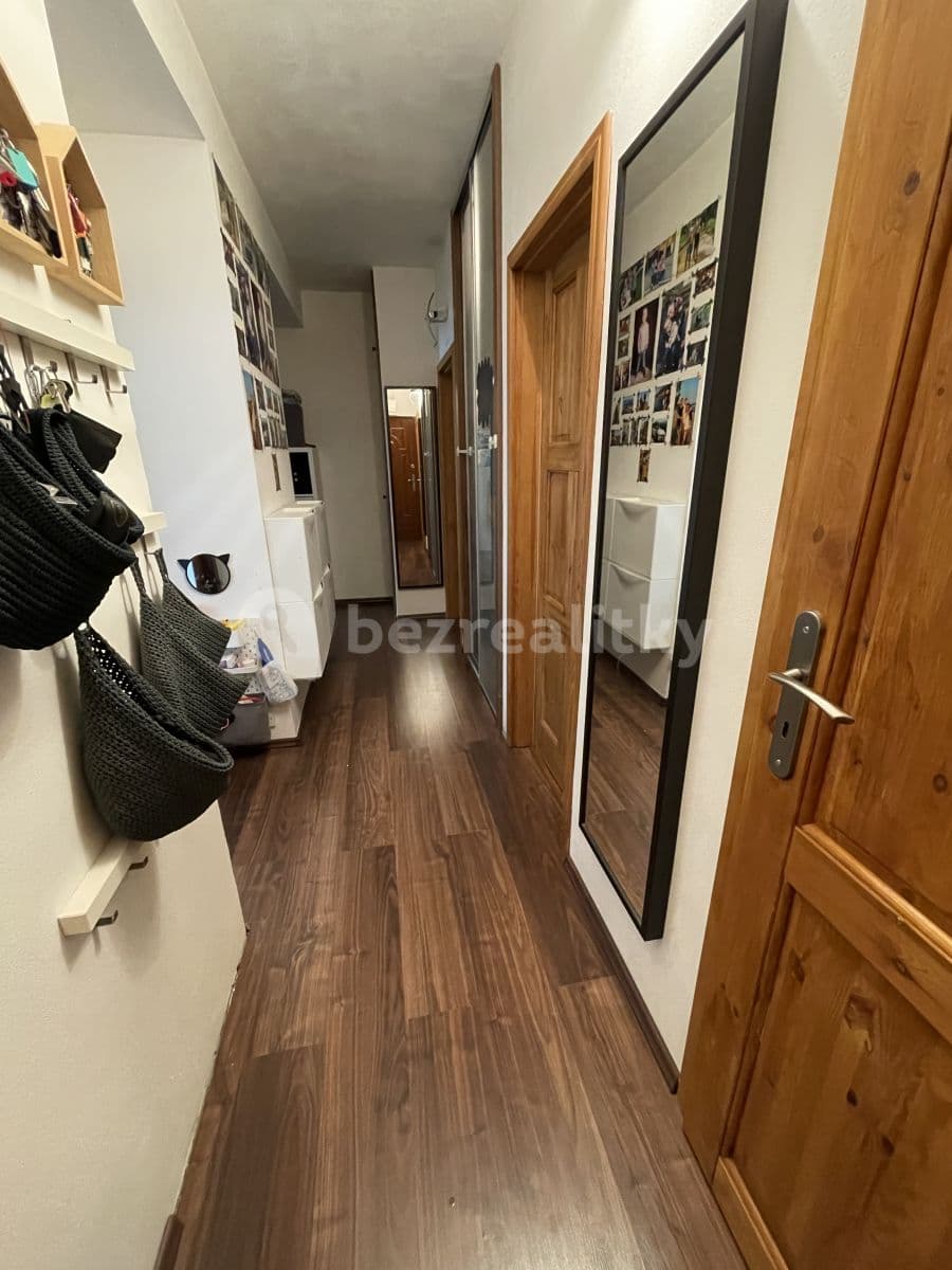 Prenájom bytu 3-izbový 74 m², Jeremenkova, Praha, Praha Prenájom bytu 3-izbový 74 m², Jeremenkova, Praha, Praha