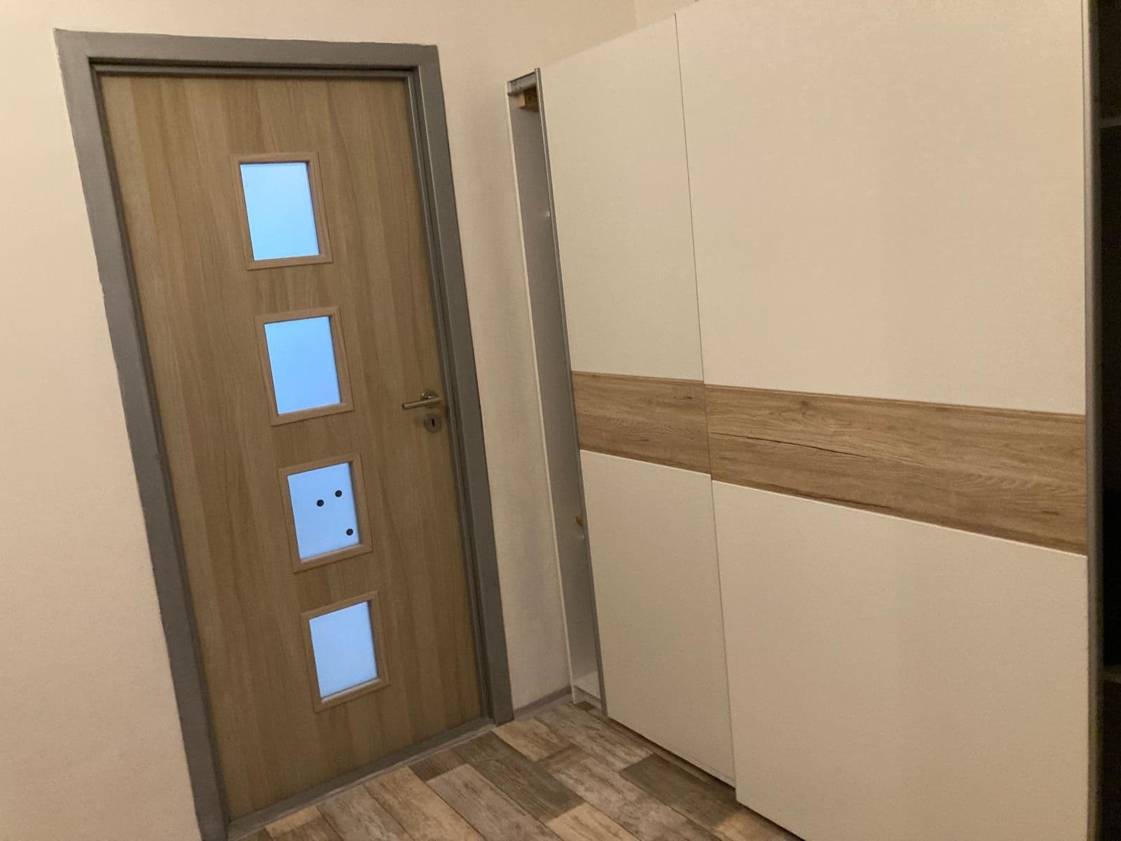 Prenájom bytu 2-izbový 43 m², Mládí, Jablonec nad Nisou, Liberecký kraj Prenájom bytu 2-izbový 43 m², Mládí, Jablonec nad Nisou, Liberecký kraj