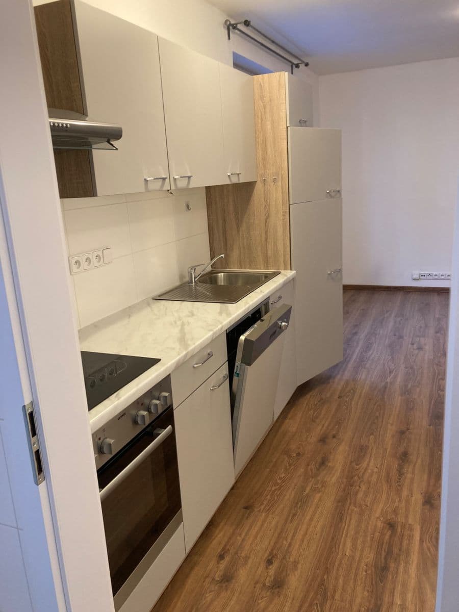 Prenájom bytu 2-izbový 42 m², Pod Altánem, Praha, Praha Prenájom bytu 2-izbový 42 m², Pod Altánem, Praha, Praha