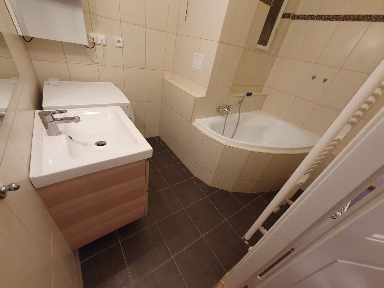 Prenájom bytu 3-izbový 84 m², Kotevní, Praha, Praha Prenájom bytu 3-izbový 84 m², Kotevní, Praha, Praha