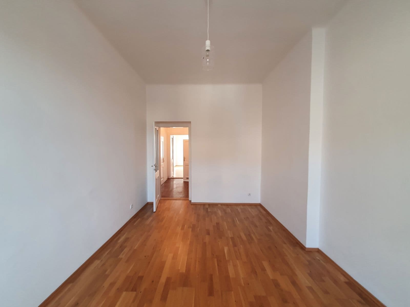 Prenájom bytu 3-izbový 84 m², Kotevní, Praha, Praha Prenájom bytu 3-izbový 84 m², Kotevní, Praha, Praha