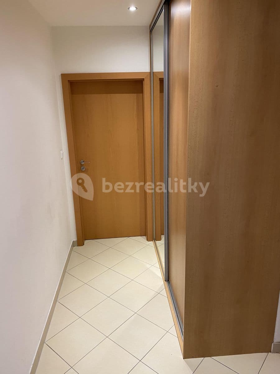 Prenájom bytu 2-izbový 64 m², Pavla Beneše, Praha, Praha Prenájom bytu 2-izbový 64 m², Pavla Beneše, Praha, Praha