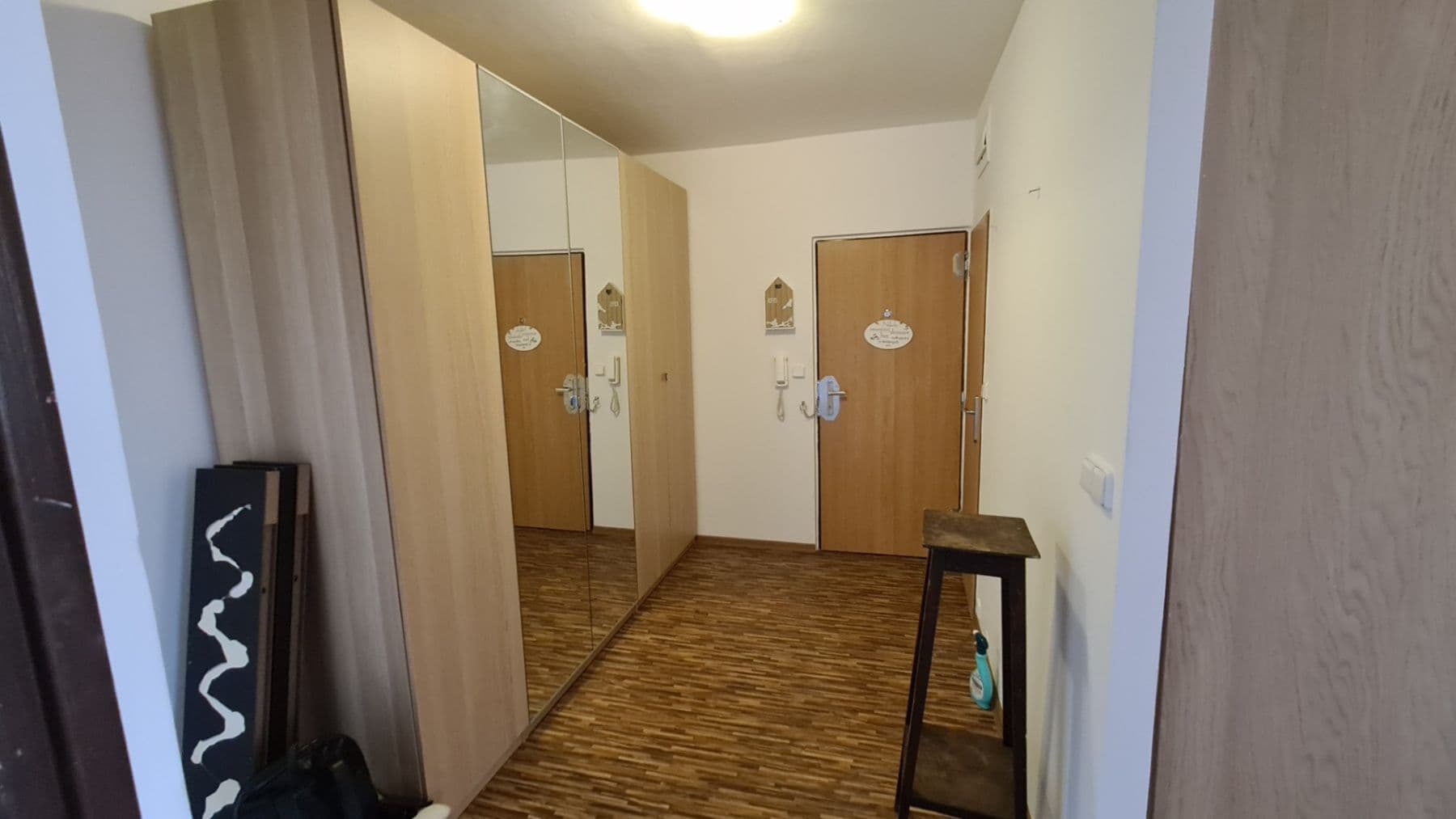 Prenájom bytu 2-izbový 64 m², Modenská, Karlovy Vary, Karlovarský kraj Prenájom bytu 2-izbový 64 m², Modenská, Karlovy Vary, Karlovarský kraj