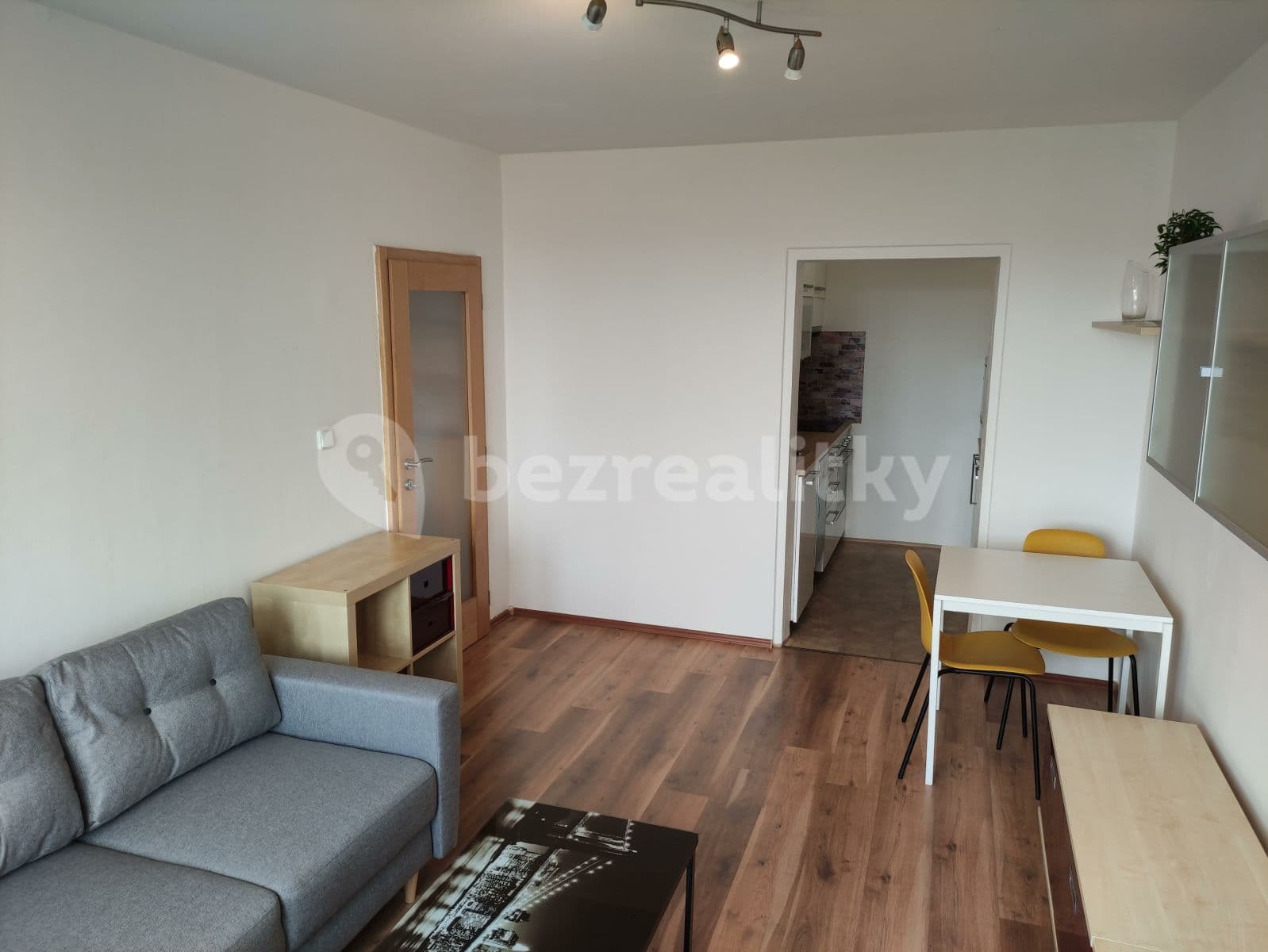 Prenájom bytu 2-izbový 45 m², Ohradní, Praha, Praha Prenájom bytu 2-izbový 45 m², Ohradní, Praha, Praha