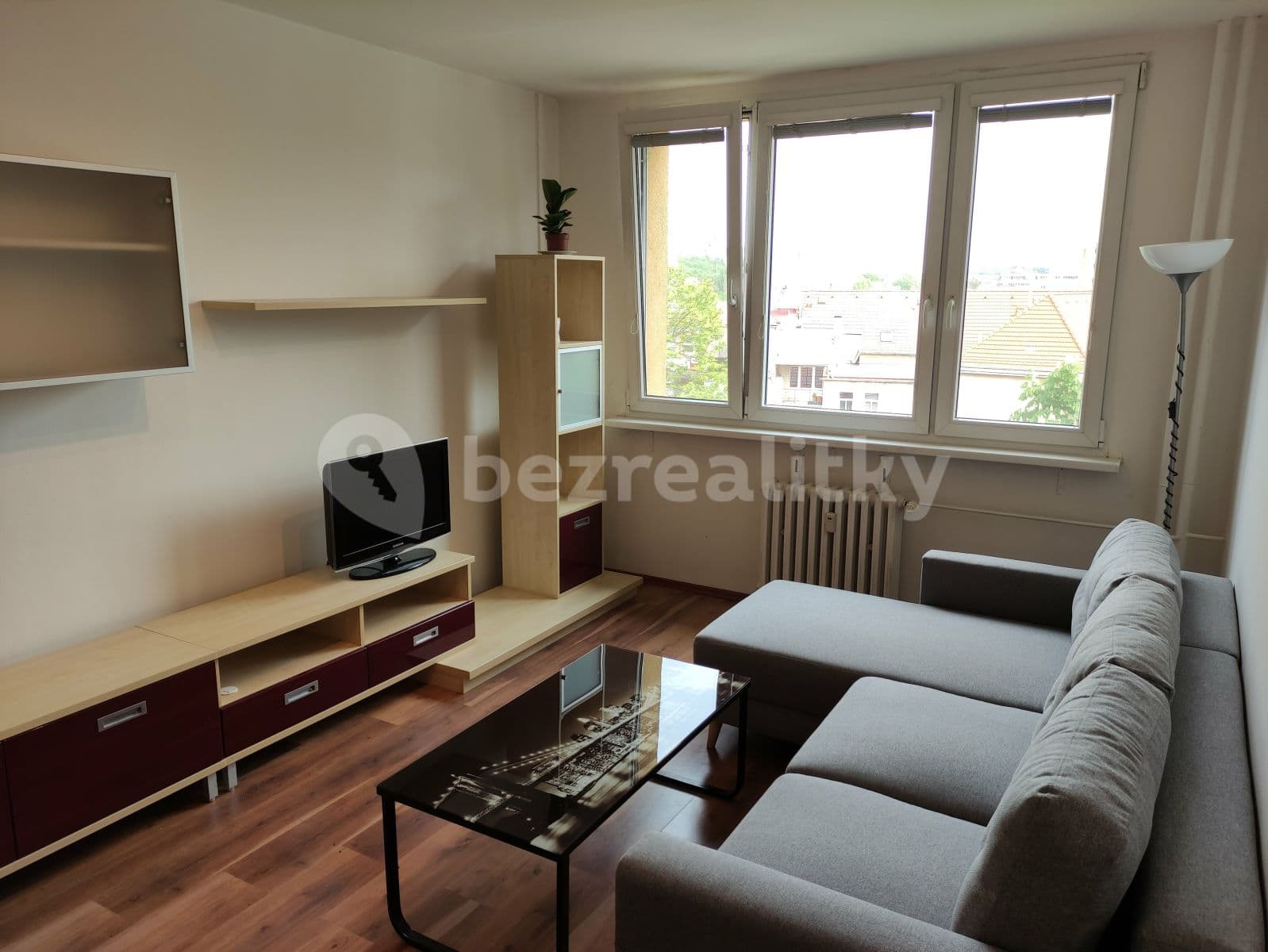 Prenájom bytu 2-izbový 45 m², Ohradní, Praha, Praha Prenájom bytu 2-izbový 45 m², Ohradní, Praha, Praha