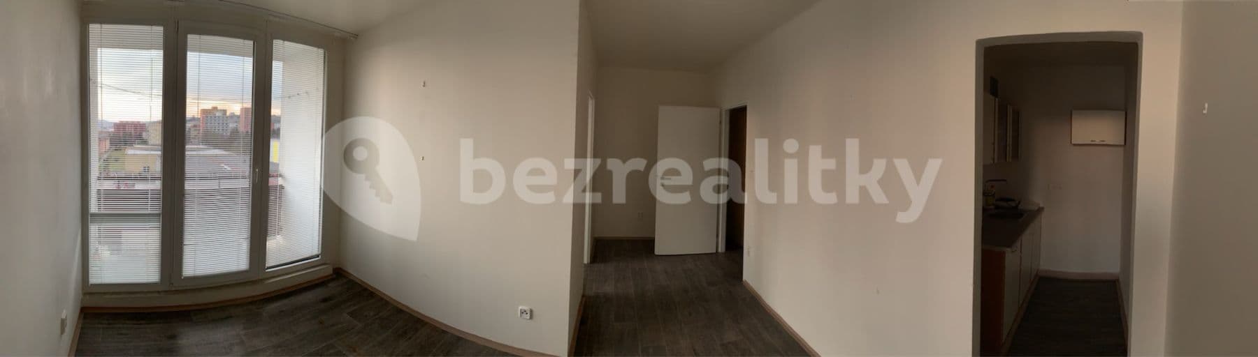 Prenájom bytu 1-izbový 35 m², Třída Míru, Beroun, Středočeský kraj Prenájom bytu 1-izbový 35 m², Třída Míru, Beroun, Středočeský kraj