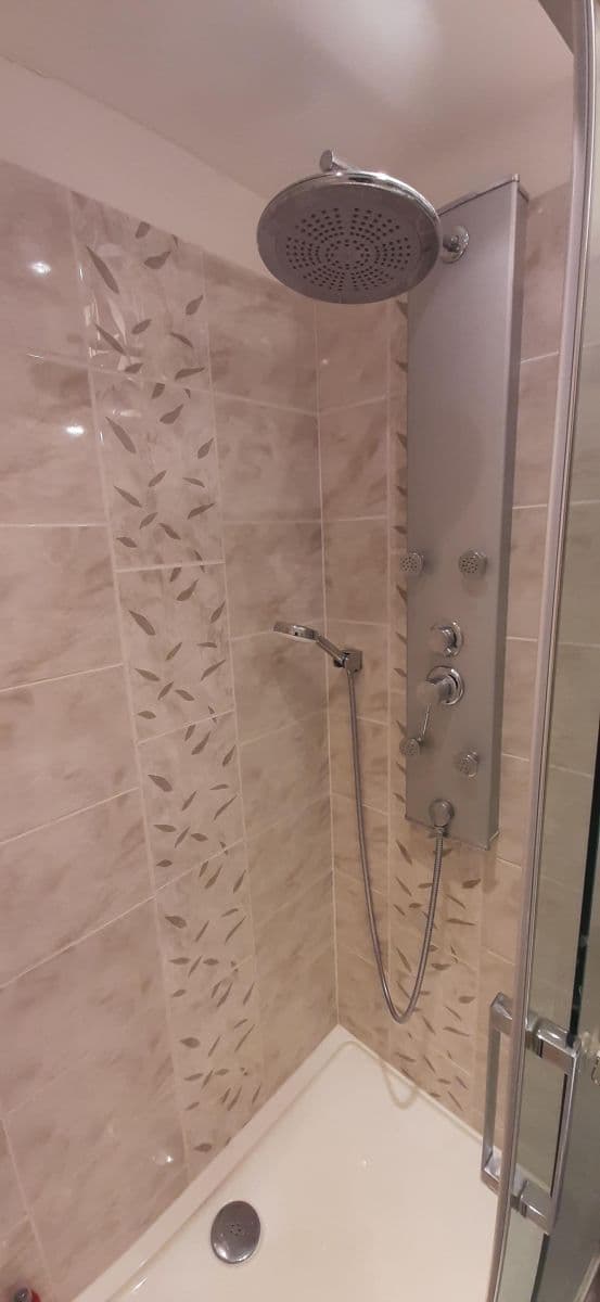 Prenájom bytu 2-izbový 42 m², Laudova, Praha, Praha Prenájom bytu 2-izbový 42 m², Laudova, Praha, Praha