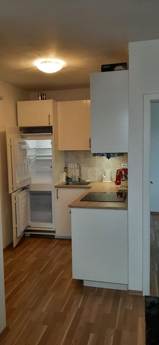 Prenájom bytu 2-izbový 42 m², Laudova, Praha, Praha Prenájom bytu 2-izbový 42 m², Laudova, Praha, Praha