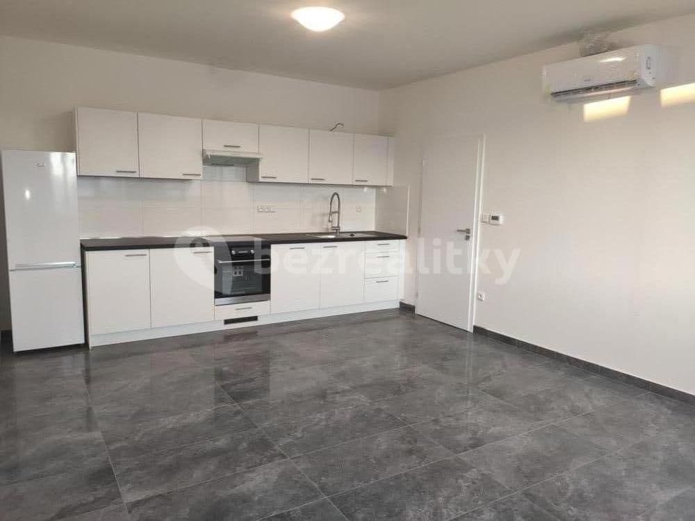 Prenájom bytu 1-izbový 36 m², Olomouc, Olomoucký kraj Prenájom bytu 1-izbový 36 m², Olomouc, Olomoucký kraj