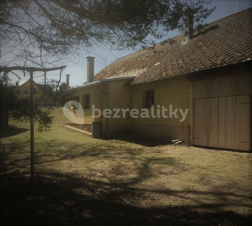 Prenájom rekreačného objektu 70 m², pozemek 1.000 m², Vrbice, Jihočeský kraj Prenájom rekreačného objektu 70 m², pozemek 1.000 m², Vrbice, Jihočeský kraj