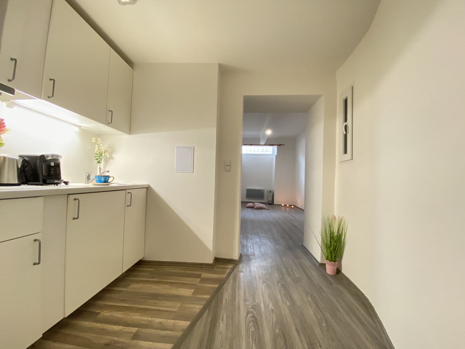 Prenájom bytu 2-izbový 44 m², Ruská, Praha, Praha Prenájom bytu 2-izbový 44 m², Ruská, Praha, Praha