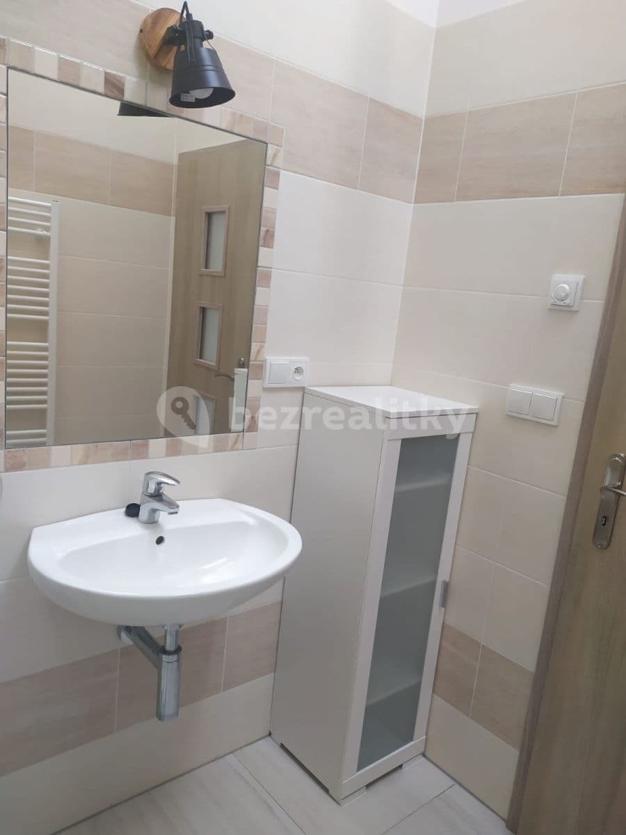 Prenájom bytu 2-izbový 48 m², Šafářova, Praha, Praha Prenájom bytu 2-izbový 48 m², Šafářova, Praha, Praha