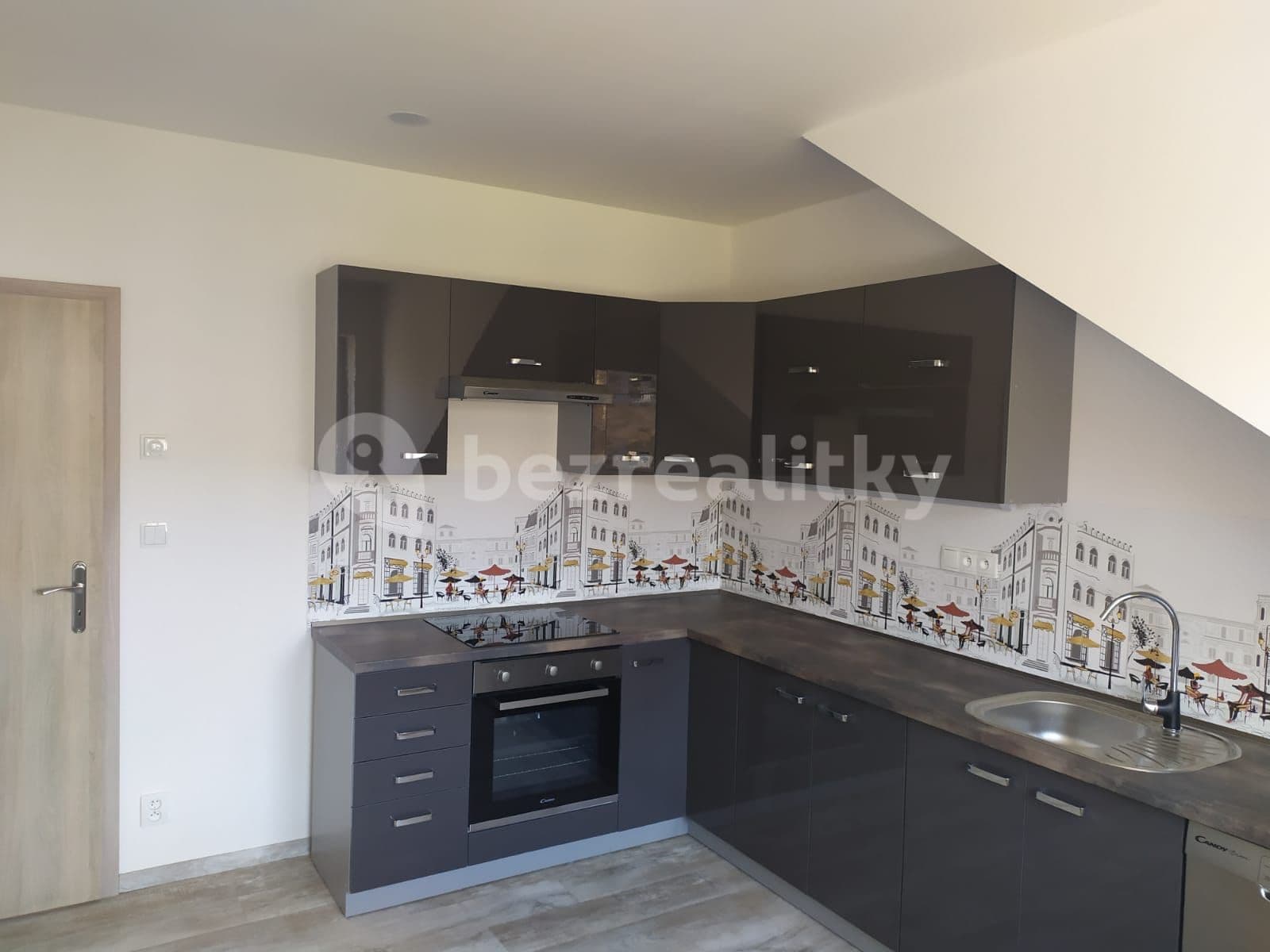 Prenájom bytu 2-izbový 48 m², Šafářova, Praha, Praha Prenájom bytu 2-izbový 48 m², Šafářova, Praha, Praha