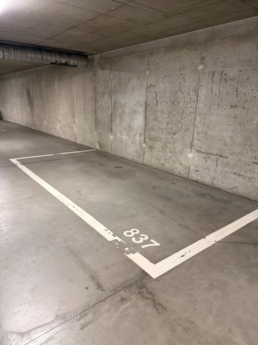 Prenájom bytu 1-izbový 24 m², Lipnická, Praha, Praha Prenájom bytu 1-izbový 24 m², Lipnická, Praha, Praha
