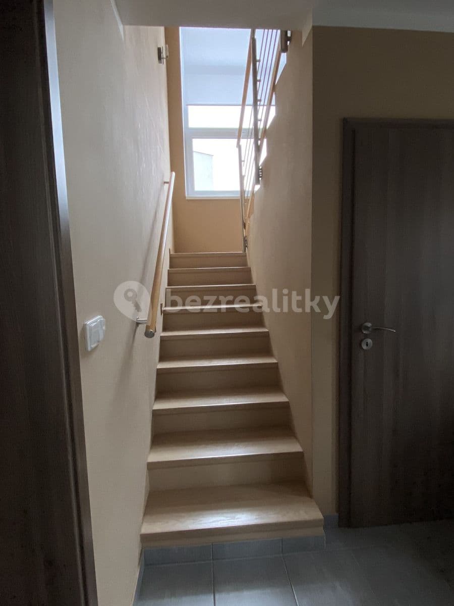 Prenájom domu 170 m², pozemok 370 m², Škarvadova, Praha, Praha Prenájom domu 170 m², pozemok 370 m², Škarvadova, Praha, Praha