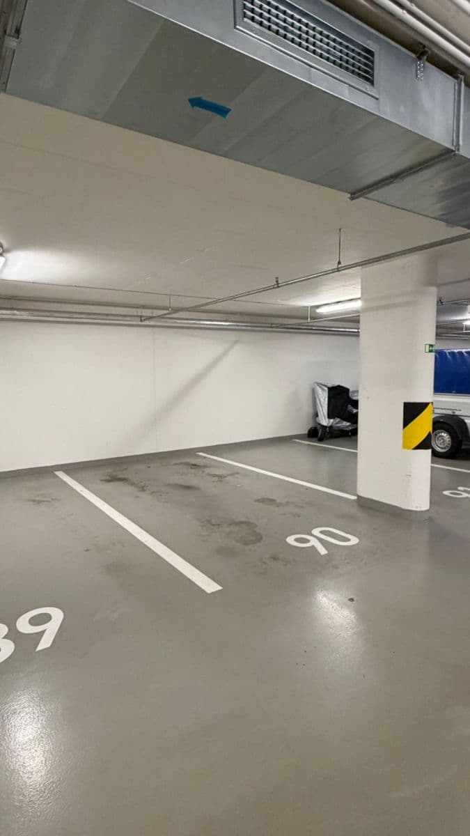 Prenájom garáže 13 m², Argentinská, Praha, Praha Prenájom garáže 13 m², Argentinská, Praha, Praha