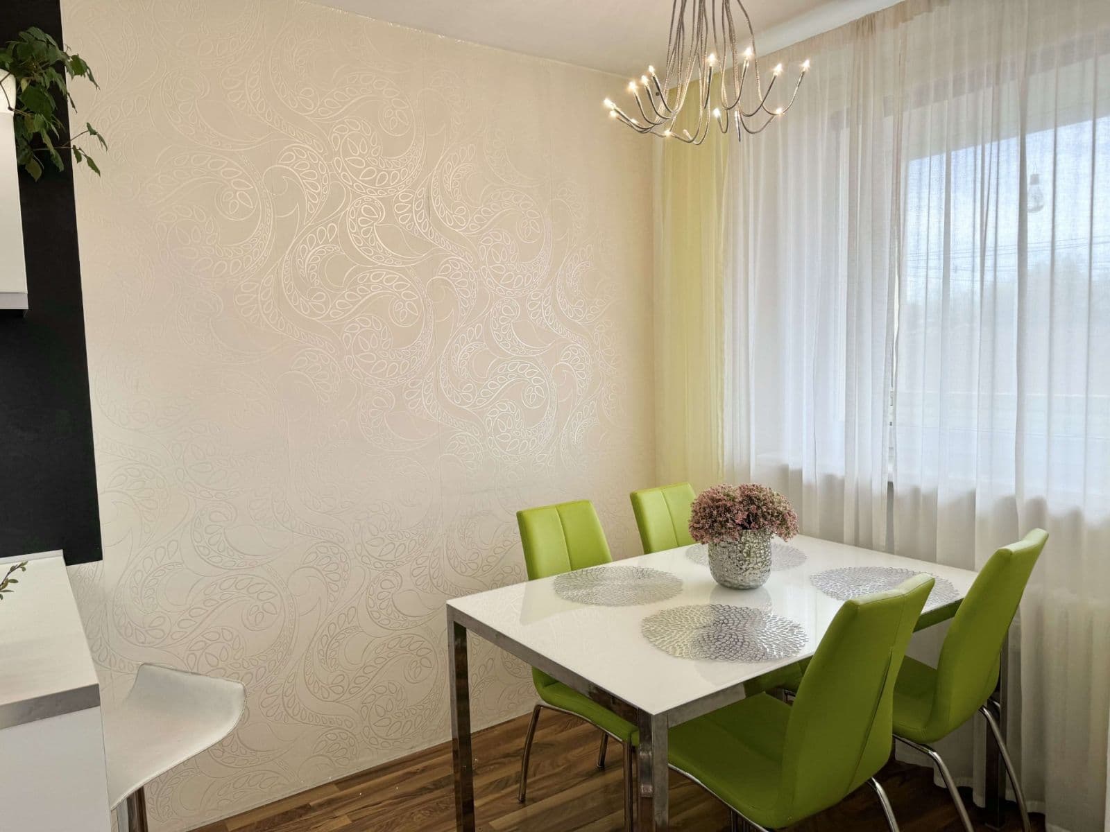 Predaj bytu 3-izbový 73 m², Jateční, Kolín, Středočeský kraj Predaj bytu 3-izbový 73 m², Jateční, Kolín, Středočeský kraj