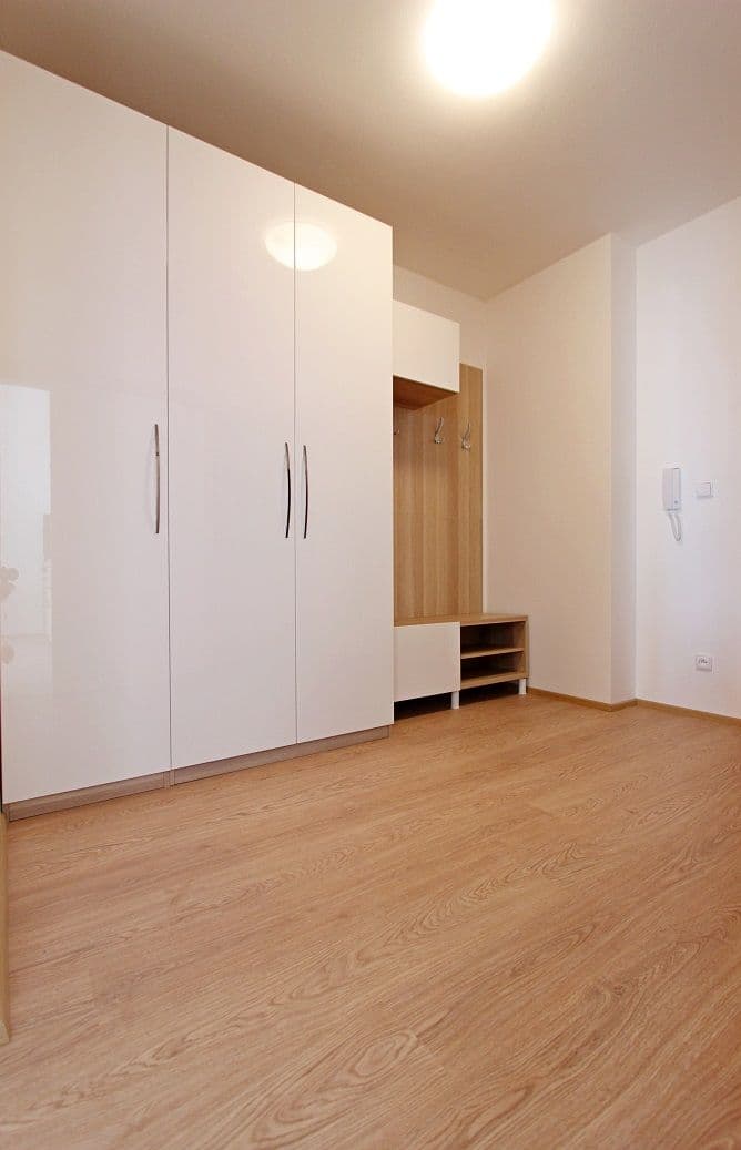 Prenájom bytu 2-izbový 62 m², Sochorova, Brno, Jihomoravský kraj Prenájom bytu 2-izbový 62 m², Sochorova, Brno, Jihomoravský kraj