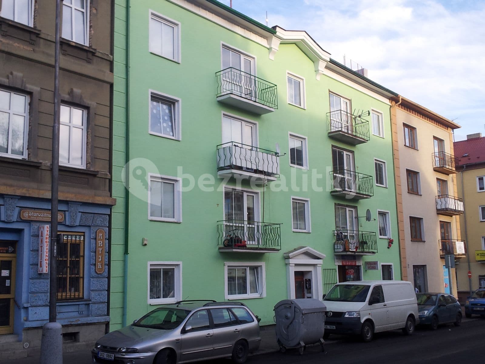 Prenájom bytu 2-izbový 70 m², Školní, Chomutov, Ústecký kraj Prenájom bytu 2-izbový 70 m², Školní, Chomutov, Ústecký kraj