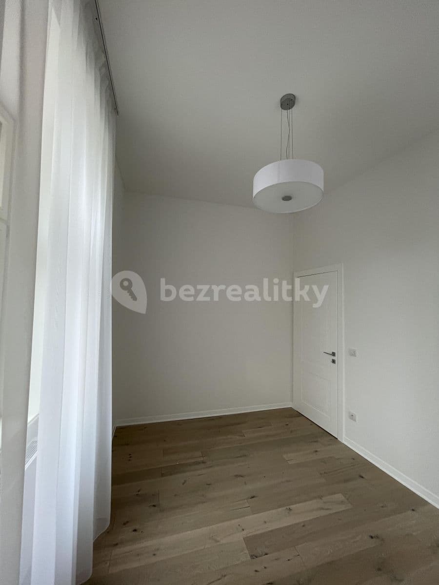 Prenájom bytu 2-izbový 37 m², Kmochova, Praha, Praha Prenájom bytu 2-izbový 37 m², Kmochova, Praha, Praha