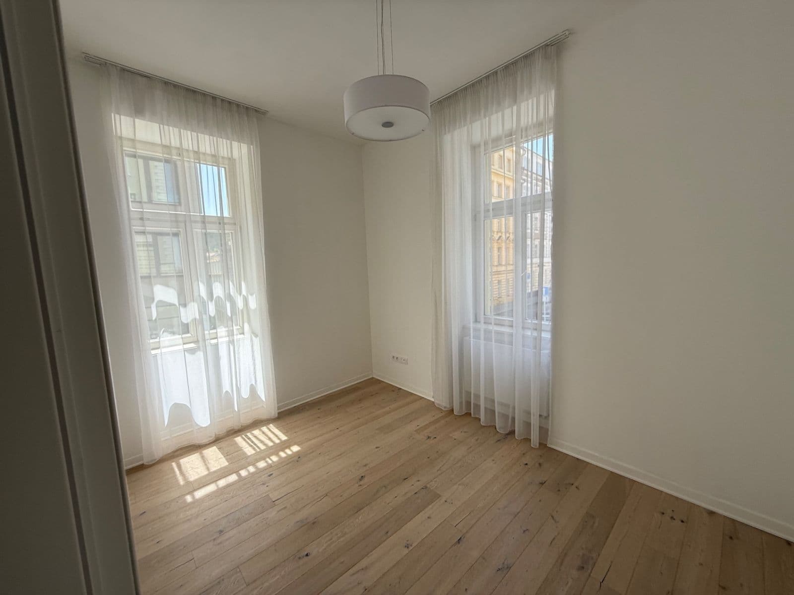 Prenájom bytu 2-izbový 37 m², Kmochova, Praha, Praha Prenájom bytu 2-izbový 37 m², Kmochova, Praha, Praha