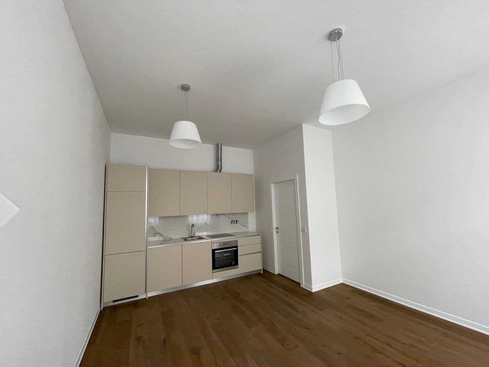 Prenájom bytu 2-izbový 47 m², Kmochova, Praha, Praha Prenájom bytu 2-izbový 47 m², Kmochova, Praha, Praha