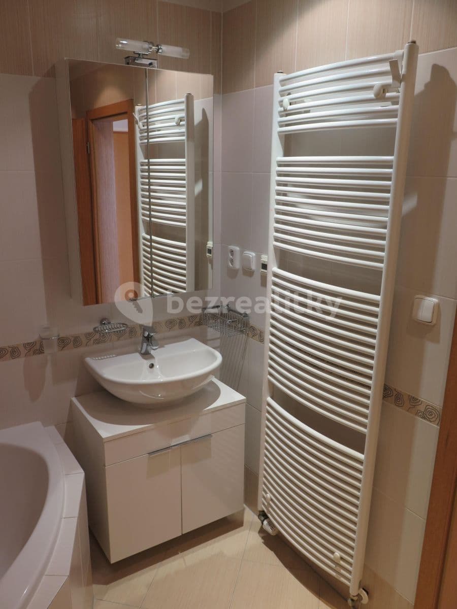 Prenájom bytu 2-izbový 62 m², Tlumačovská, Praha, Praha Prenájom bytu 2-izbový 62 m², Tlumačovská, Praha, Praha