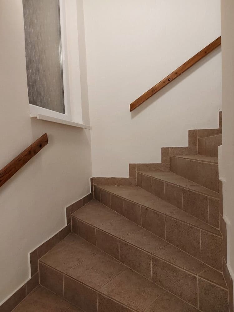 Prenájom bytu 3-izbový 65 m², Kostelec u Křížků, Středočeský kraj Prenájom bytu 3-izbový 65 m², Kostelec u Křížků, Středočeský kraj