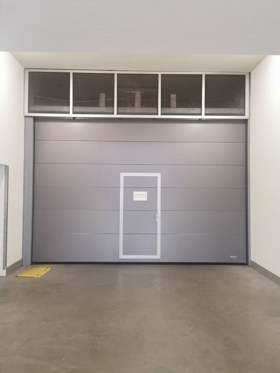 Prenájom garáže 14 m², Rostislavovo náměstí, Brno, Jihomoravský kraj Prenájom garáže 14 m², Rostislavovo náměstí, Brno, Jihomoravský kraj