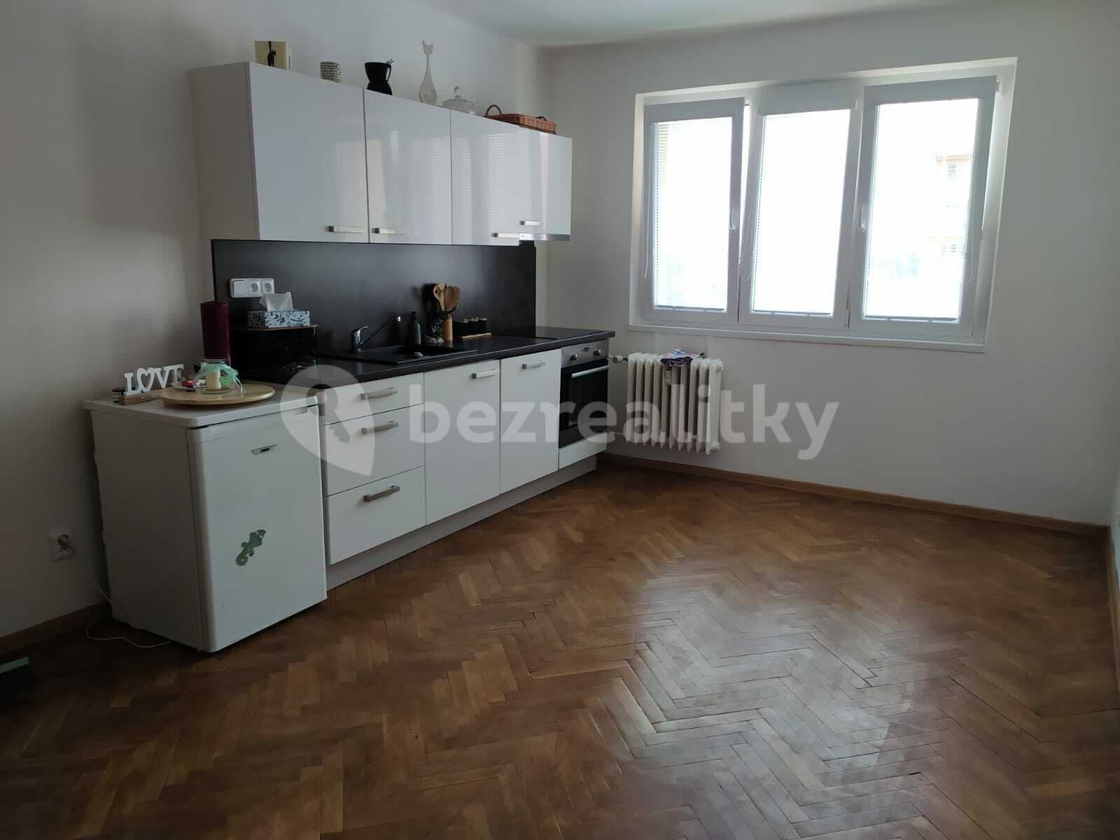 Prenájom bytu 2-izbový 38 m², Krombholcova, Mělník, Středočeský kraj Prenájom bytu 2-izbový 38 m², Krombholcova, Mělník, Středočeský kraj