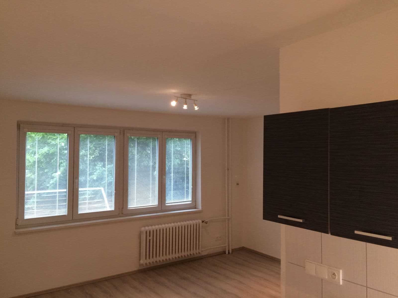 Predaj bytu 3-izbový 54 m², Svojšovická, Praha, Praha Predaj bytu 3-izbový 54 m², Svojšovická, Praha, Praha