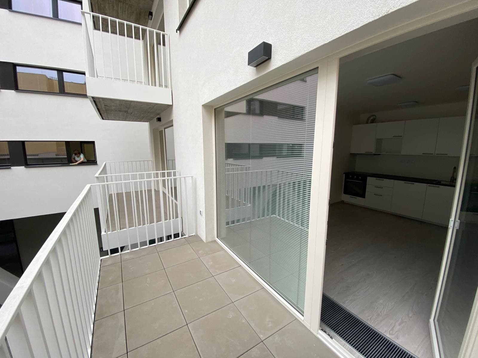 Prenájom bytu 1-izbový 35 m², Křižíkova, Praha, Praha Prenájom bytu 1-izbový 35 m², Křižíkova, Praha, Praha