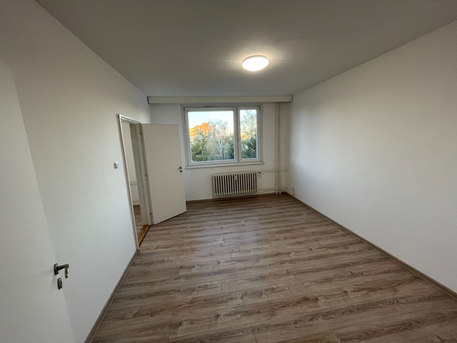 Prenájom bytu 2-izbový 60 m², Nešporova, Olomouc, Olomoucký kraj Prenájom bytu 2-izbový 60 m², Nešporova, Olomouc, Olomoucký kraj