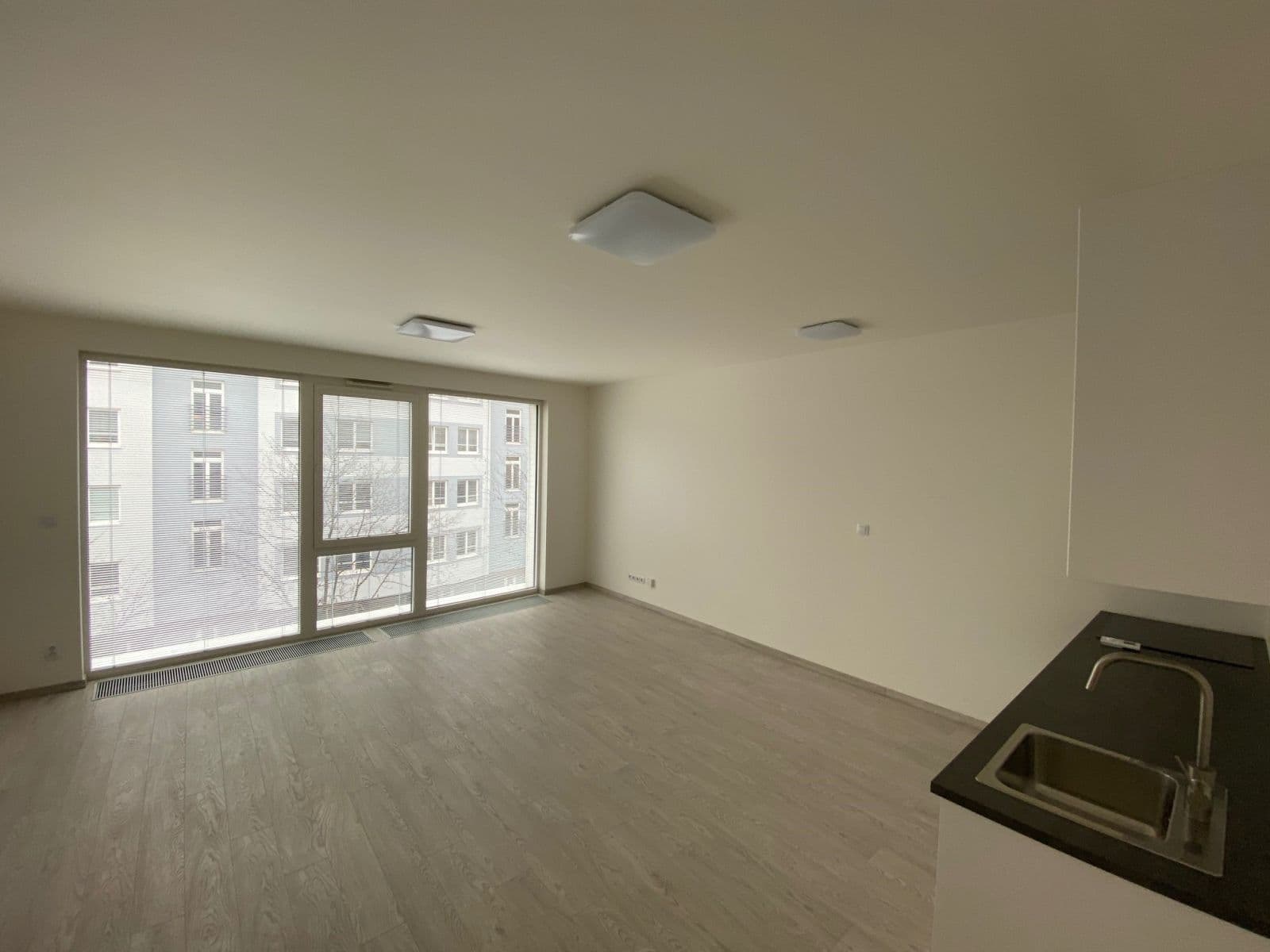 Prenájom bytu 1-izbový 41 m², Křižíkova, Praha, Praha Prenájom bytu 1-izbový 41 m², Křižíkova, Praha, Praha