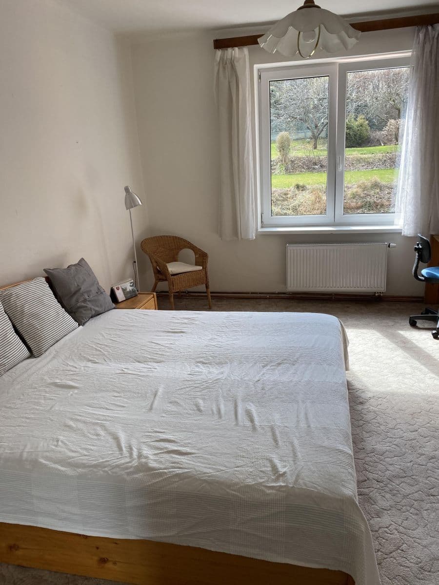 Prenájom bytu 1-izbový 40 m², Buštěhradská, Praha, Praha Prenájom bytu 1-izbový 40 m², Buštěhradská, Praha, Praha