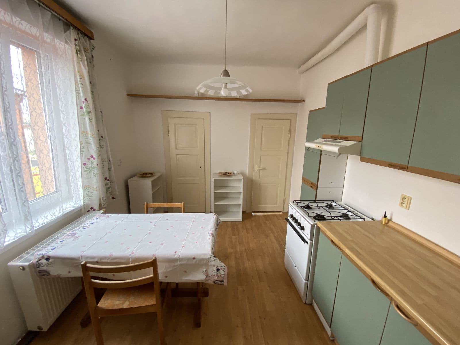 Prenájom bytu 1-izbový 40 m², Buštěhradská, Praha, Praha Prenájom bytu 1-izbový 40 m², Buštěhradská, Praha, Praha