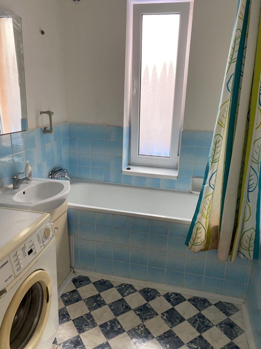 Prenájom bytu 1-izbový 40 m², Buštěhradská, Praha, Praha Prenájom bytu 1-izbový 40 m², Buštěhradská, Praha, Praha