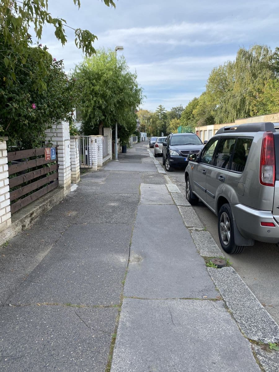 Prenájom bytu 1-izbový 40 m², Buštěhradská, Praha, Praha Prenájom bytu 1-izbový 40 m², Buštěhradská, Praha, Praha